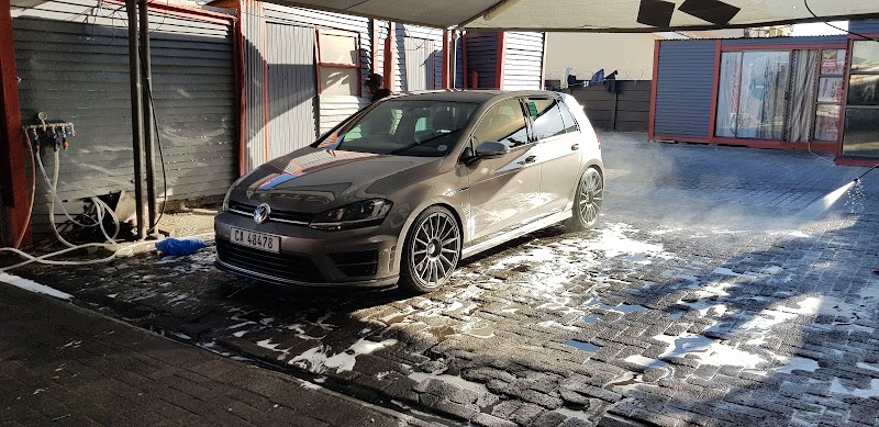 Rylands Car Wash - Photo 2